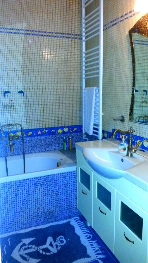 Traditional House In The Centre Of Vasiliki (Lefkada)